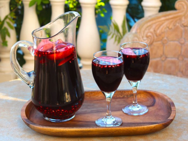 Sangria Rosh-Hashanah-Sangria-640x479