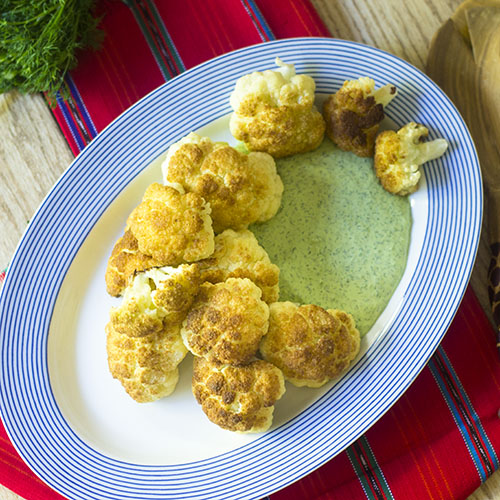 Fried Cauliflower with Herbed Labneh #cauliflower #lvegetarian #middleeasternfood | feedyoursoul2.com