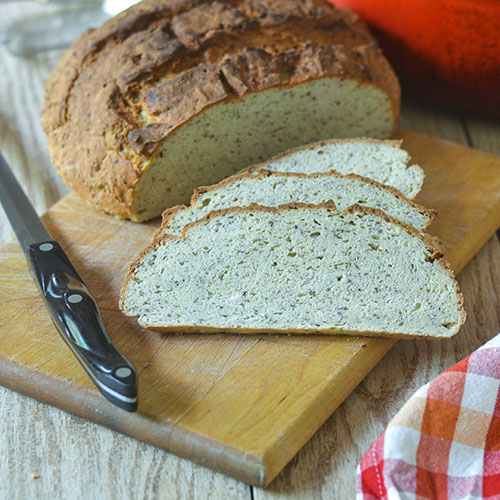 Gluten Free Flax Bread #bread #glutenfree #baking | feedyoursoul2.com