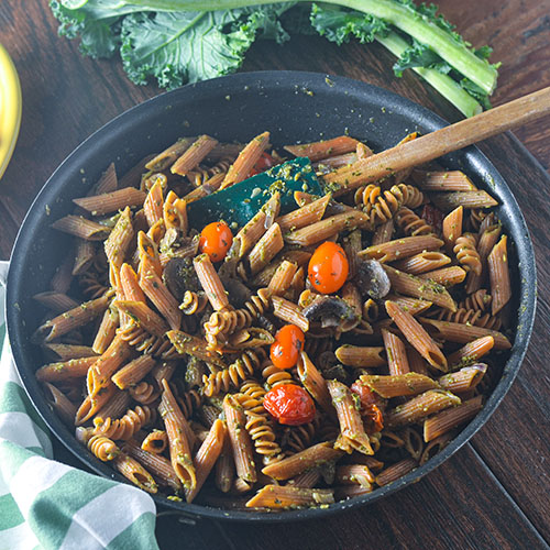 GF Mushroom Pesto Pasta #vegan #pasta #pesto #Italianfood | feedyoursoul2.com