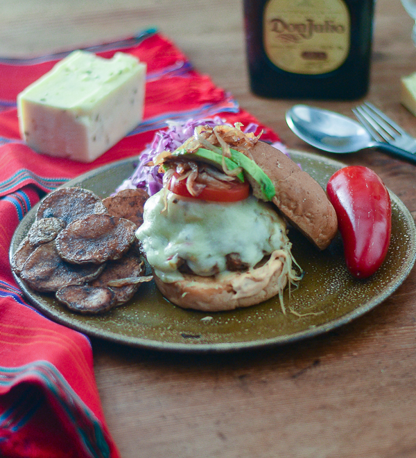Turkey Burger al Pastor l #chicken #burgerrecipes #glutenfree #mexicanrecipe | feedyoursoul2.com
