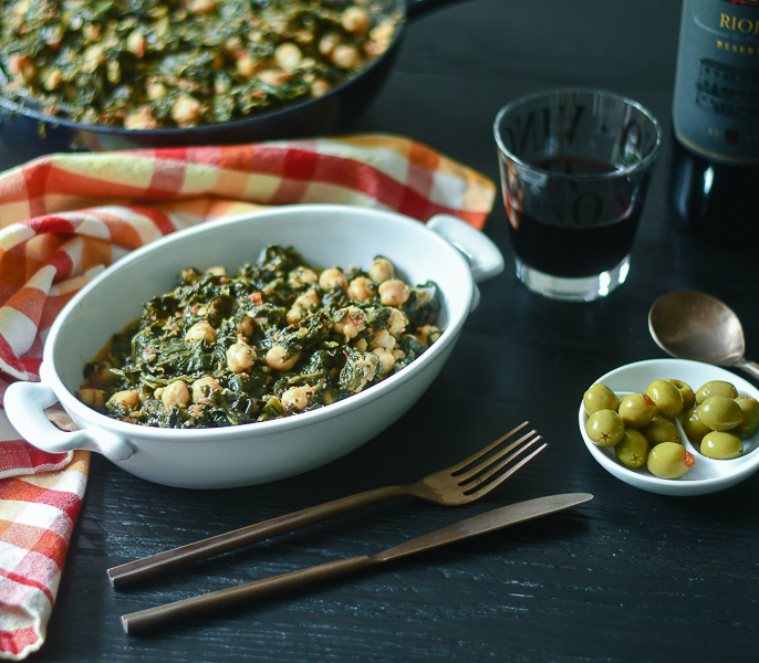 Spanish Chickpea and Spinach l #veganrecipe #glutenfree #spanishrecipe #stew | feedyoursoul2.com