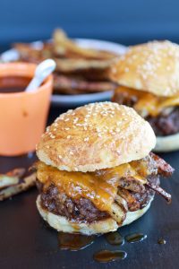 Cheesy-French-Fry-Bourbon-Burgers-1