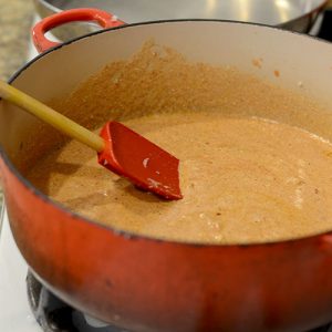 Indian sauce in pot 500