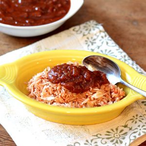 Greek Tomato Sauce Straight on 500