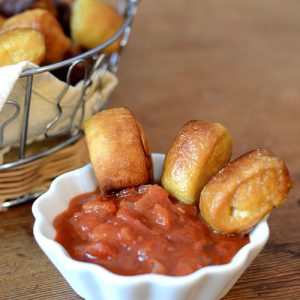Pretzel Bites 40 degree close 500