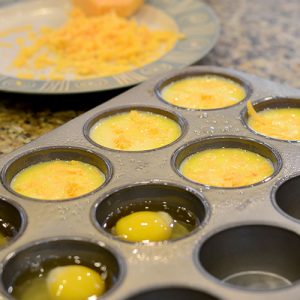 Egg Cups Eggs in tray 500