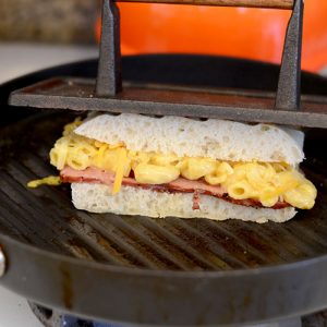 Pastrami and Mac N Cheese Sandwich In pan 500