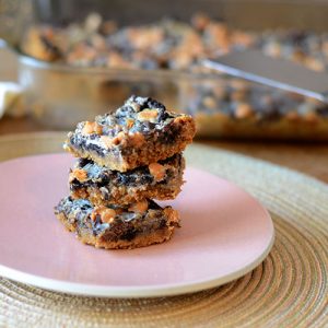 Graham Cracker Layer Bars Straight tables 500