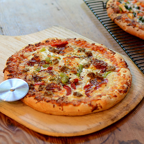 DiGiorno-Design-A-Pizza-Kit 60 degree far 500