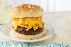 Mac-Cheeseburger-62763[1]