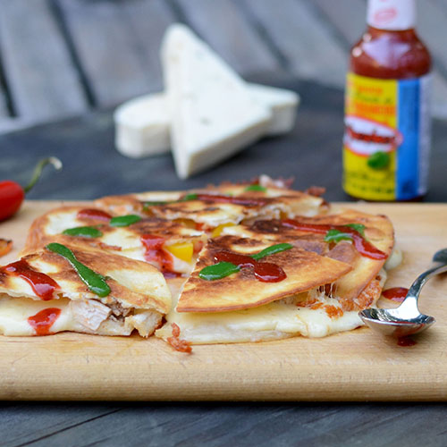 El-Yucateco-Quesadilla-habanero-recipes-hot-sauce el yucateco, quesadillas, peppers, chicken, Mexican, sauces, habanero, recipes