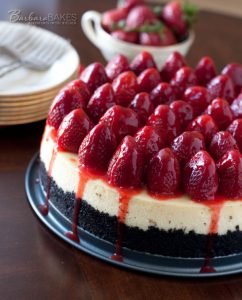 Strawberry-Cheesecake-with-an-Oreo-Crumb-Crust, fruit, strawberries, oreos, dairy, dessert
