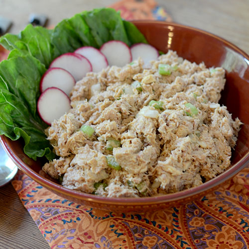 Yogurt-Sriracha-Tuna-Salad tuna, Greek yogurt, lemon juice, agave, celery salt, pepper, sriracha, onion, celery