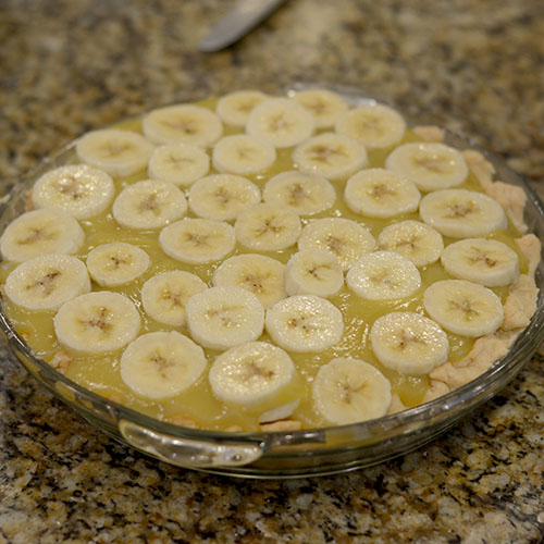 Custard-and-bananas-added Banana, custard, crust, dough