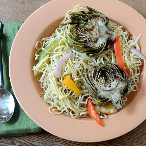 Spaghetti Artichoke Pasta from Feed Your Soul Too "Spaghetti Artichoke Pasta #Spaghetti #artichoke #pasta / feedyoursoul2.com"