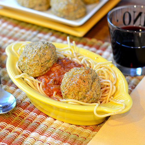 Chicken-Parmesan-Meatballs dinner, chicken, parmesan, cheese, tomato, sauce, spices, herbs