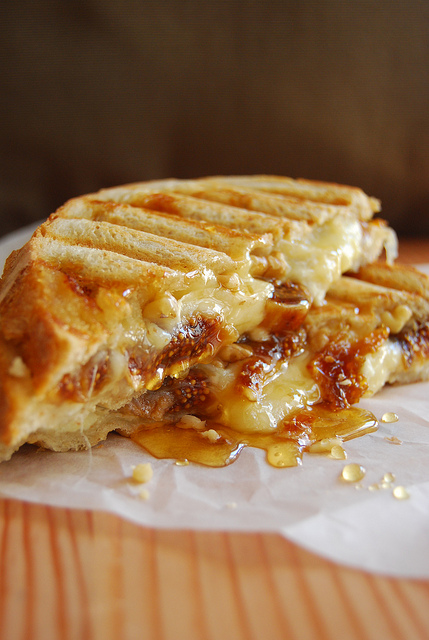 grilled-figs-and-cheese Grilled Figs & cheese