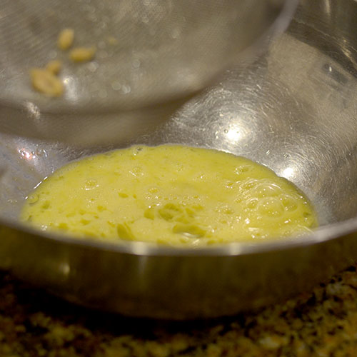 Lemon-Added-to-Eggs Lemon & egg