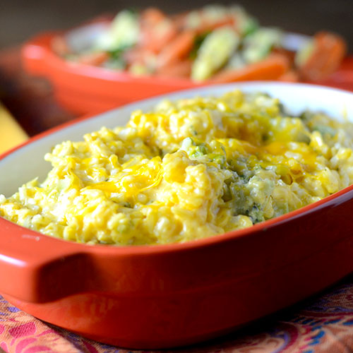 Broccoli Cheese Rice Casserole/www.feedyoursoul2.com