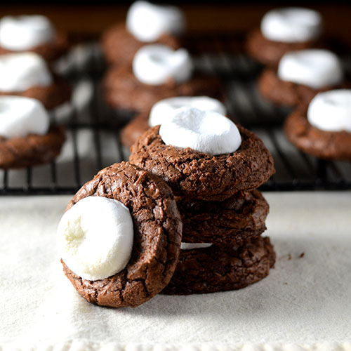 Hot-Cocoa-Cookie Hot Cocoa Cookie/www.feedyoursoul2.com