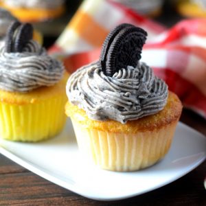 Oreo Frosted Cupcakes