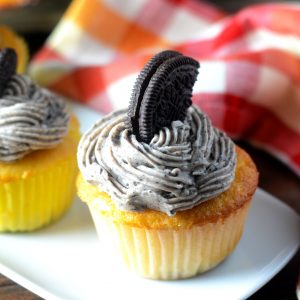 Oreo Frosted Cupcakes