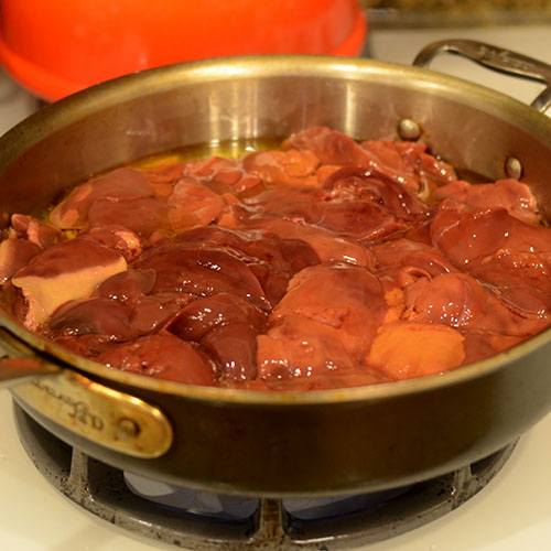 Liver-and-Schmaltz-Added-to-Pan Liver in pan 500