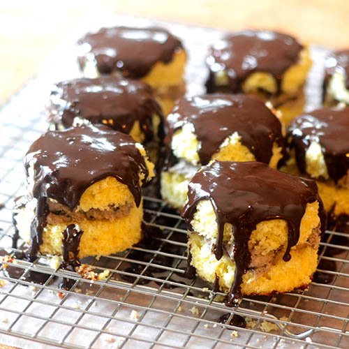 Oreo Filled Cakes with Chocolate Ganache
