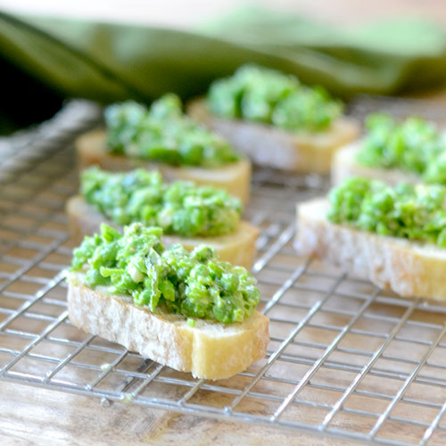 Mashed Pea Crostini