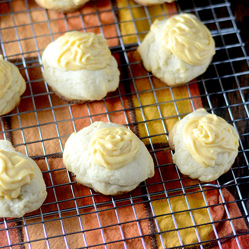 Pumpkin Frosted Butter Cookies
