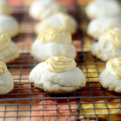 Pumpkin Frosted Butter Cookies