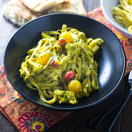Yellow Curry Pasta from Feed Your Soul Too "Yellow Curry Pasta #curry #pasta / feedyoursoul2.com"