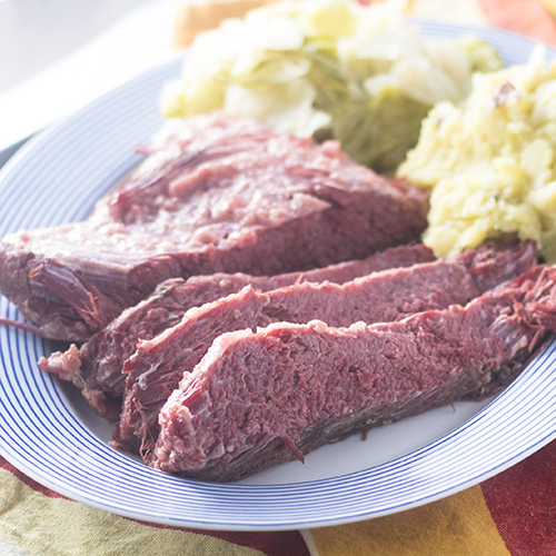 Corned Beef & Cabbage from Feed Your Soul Too "Corned Beef & Cabbage #cornedbeef #cabbage #Stpatricksday / feedyoursoul2.com"