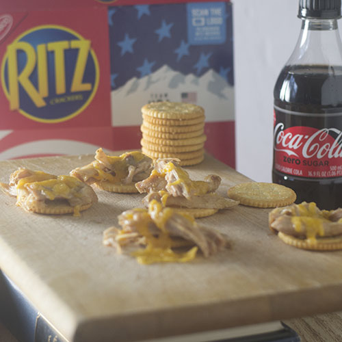Pulled Chicken Topped Ritz Crackers from Feed Your Soul Too Pulled Chicken Topped Ritz Crackers from Feed Your Soul Too