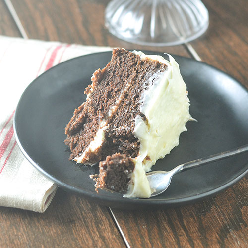 Lightened Up GF Chocolate Cake Cream Cheese Frosting from Feed Your Soul Too Lightened Up GF Chocolate Cake Cream Cheese Frosting #dessert #chocolate #creamcheese #glutenfree | feedyoursoul2.com