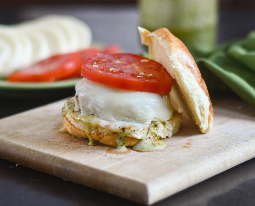 Ultimate Healthy Turkey Caprese Burger Caprese | burgerrecipe | pesto